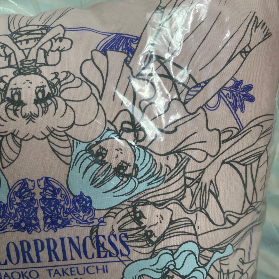 美品　セーラームーン　非売品クッション