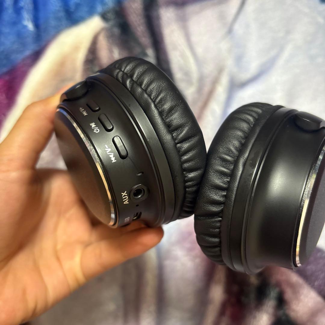 ワイヤレスヘッドホン ブラック　即購入可！