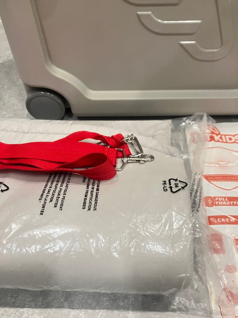 エコメルカリ便♡ジェットキッズ！　グレー　レッド