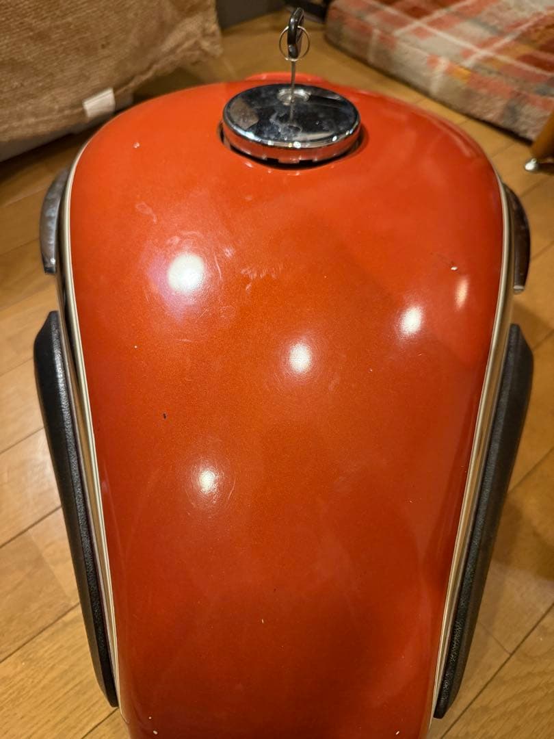 Kawasaki w400 W650 純正タンク　鍵付き