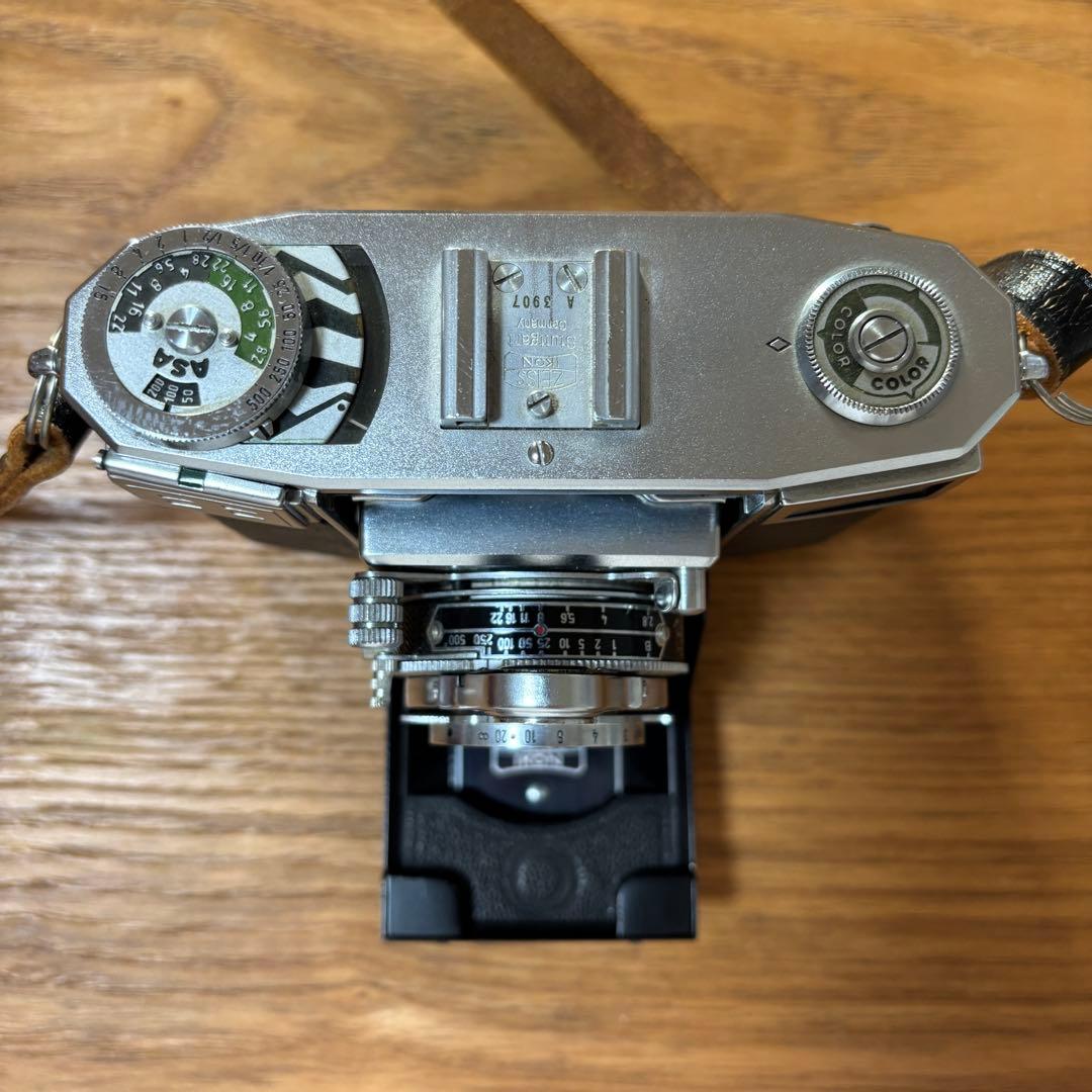 ZEISS IKON CONTESSA レンジファインダーカメラ
