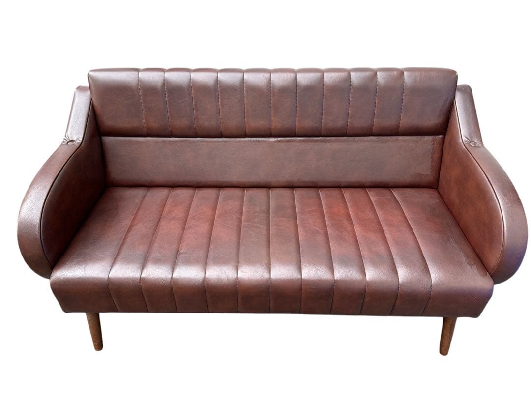 昭和レトロ　ワインレッド色　民芸風　2人掛けソファー