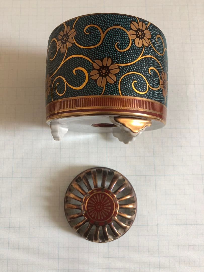 香炉　香合　風鎮　金彩　鉄仙　青粒　手描き　良山作　昭和当時物　陶磁器