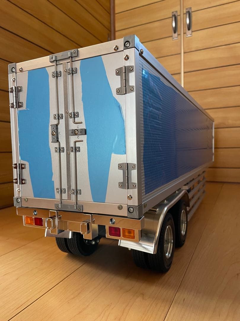 TAMIYA 1/14 セミトレーラー　アルミ製サイドバンパー付き