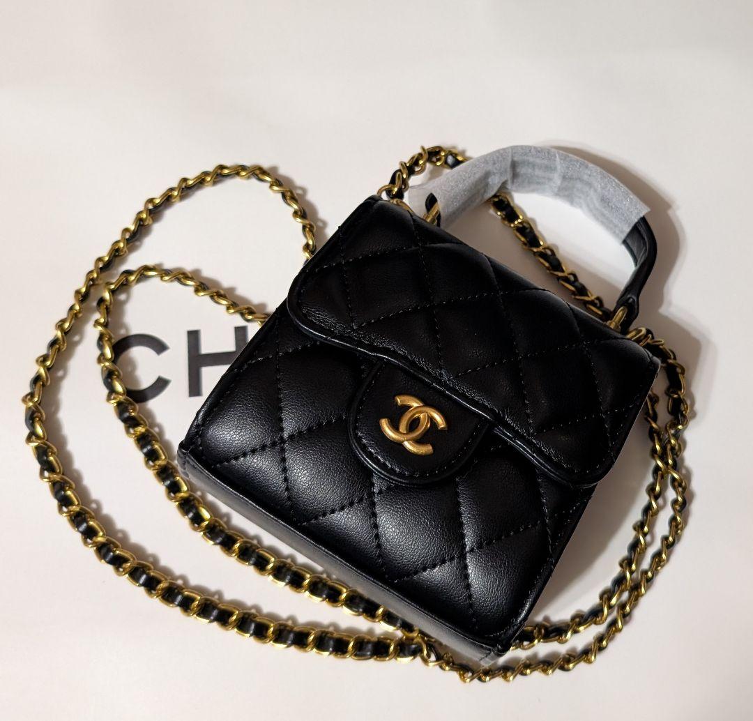 CHANEL ブラックキルティングバッグ❦ミニマトラッセ