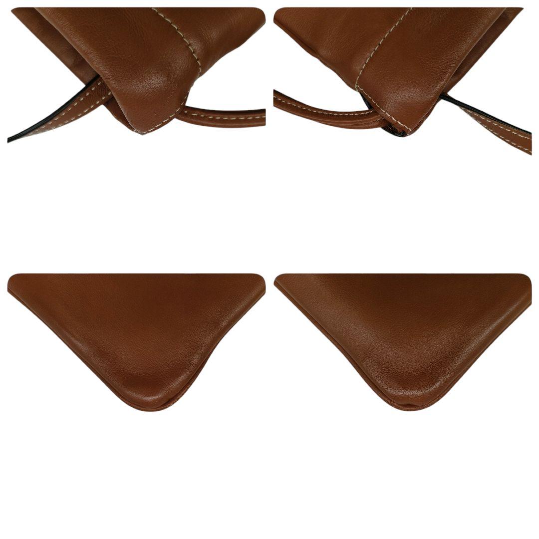 セリーヌ　モバイルケース　フォンホルダー　ドローストリング　キュイルトリオンフ