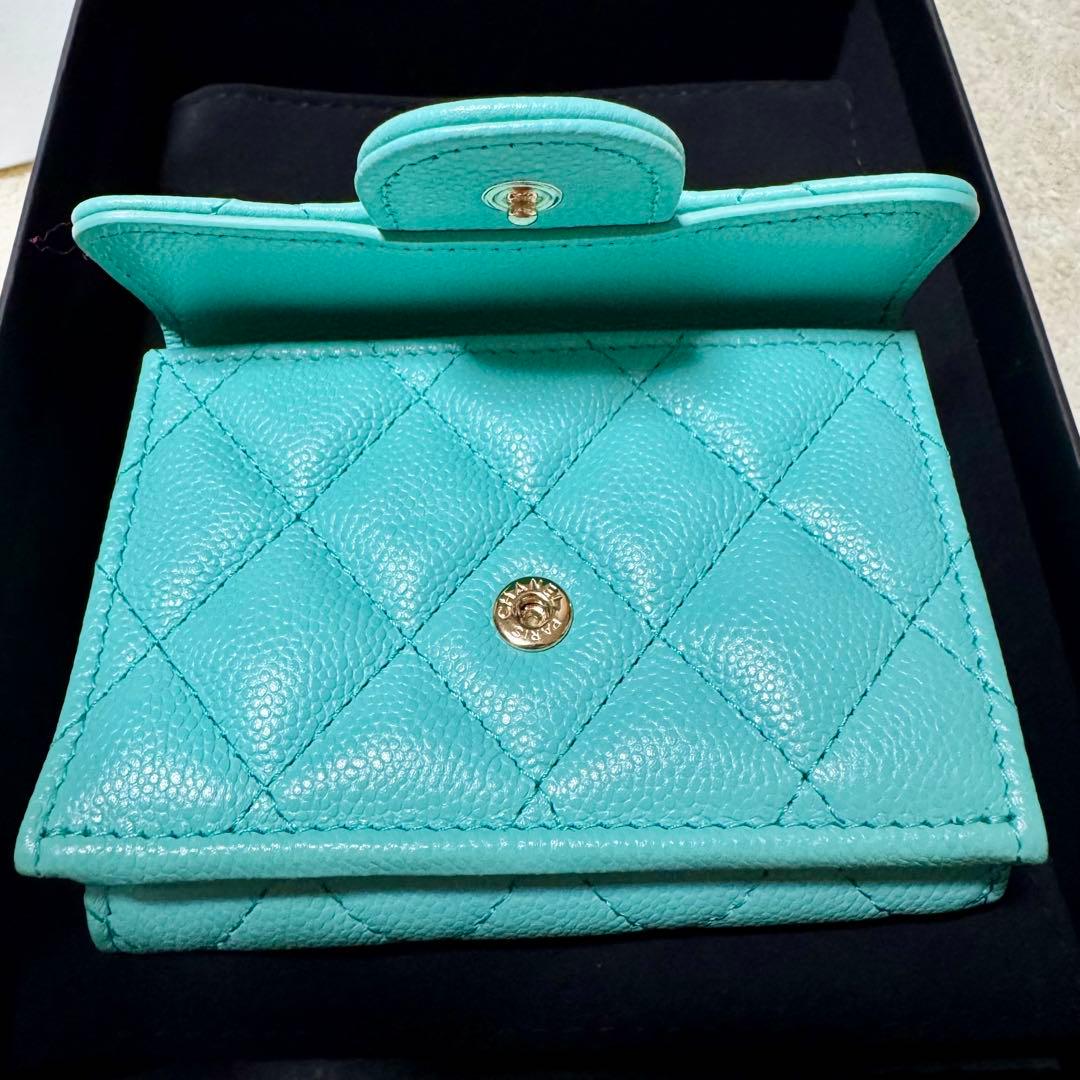 CHANEL シャネル 三つ折り ミニ財布 キャビアスキン ティファニー 水色