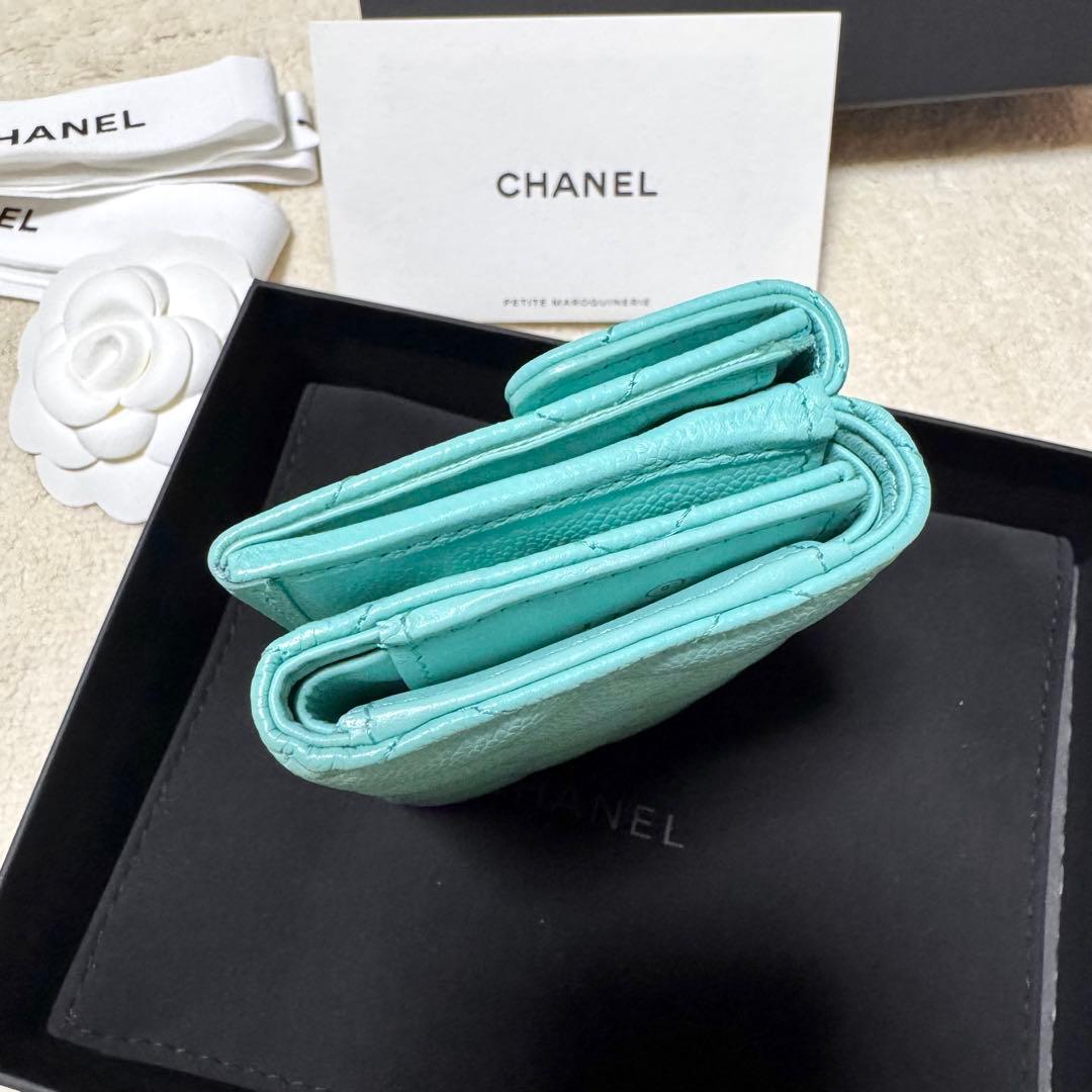 CHANEL シャネル 三つ折り ミニ財布 キャビアスキン ティファニー 水色