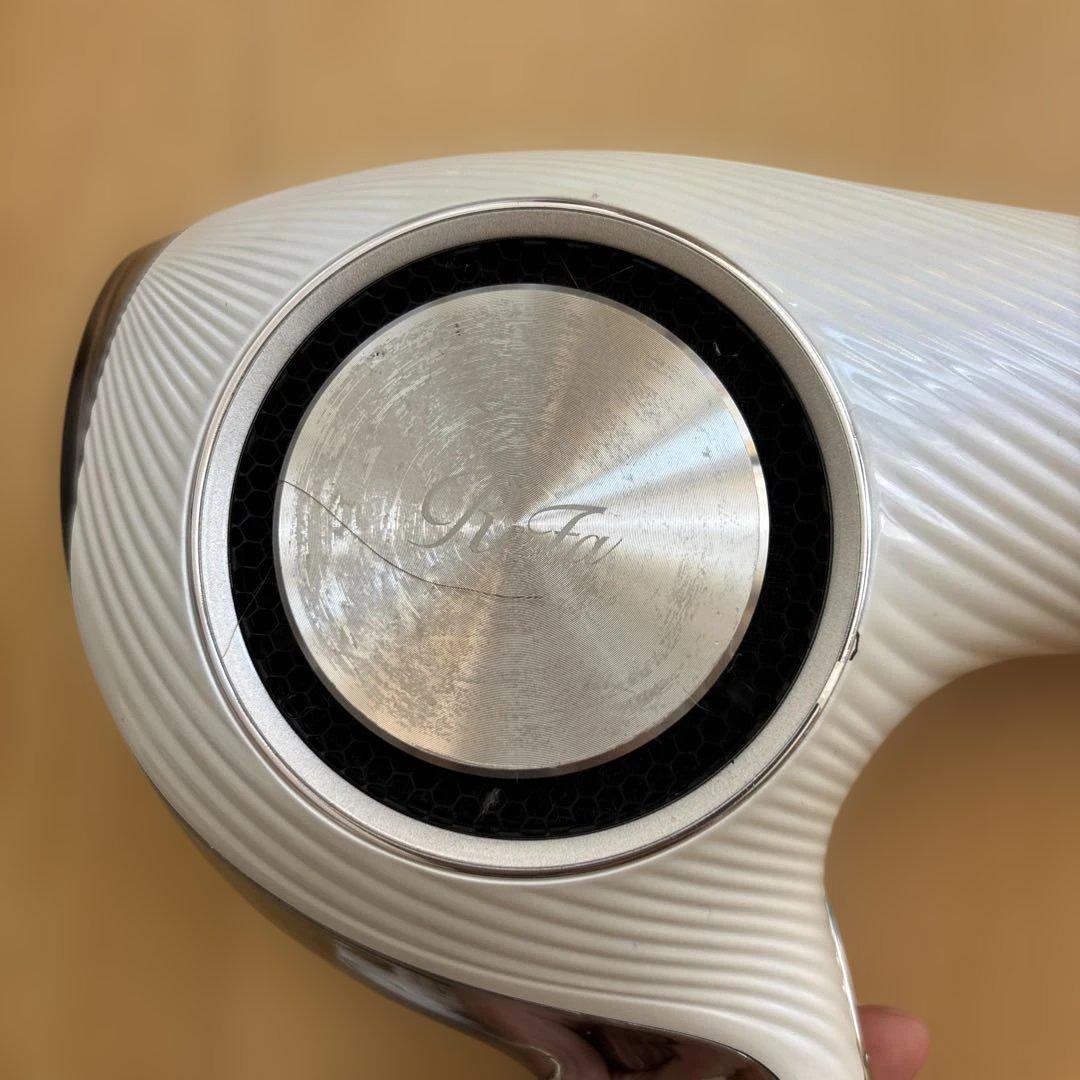 リファ Refa ヘアドライヤー ホワイト