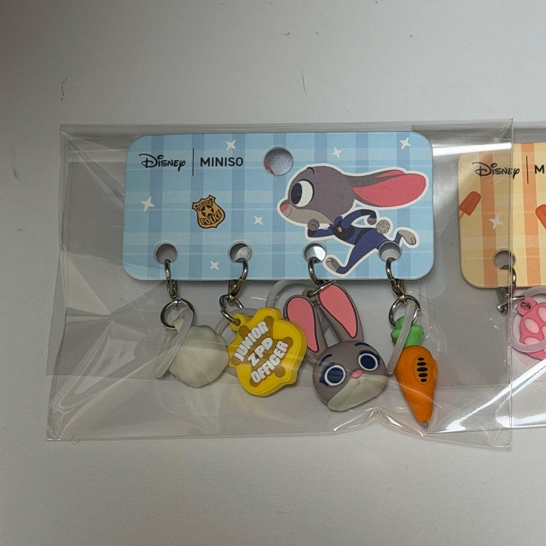 中国限定 ズートピア キーホルダー めじるしアクセサリー miniso 正規品