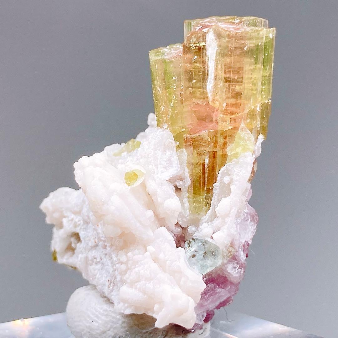 トルマリン　ウォーターメロントルマリン　鉱物標本　原石　194