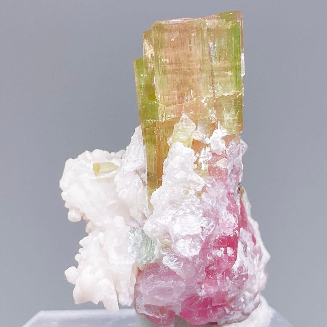 トルマリン　ウォーターメロントルマリン　鉱物標本　原石　194