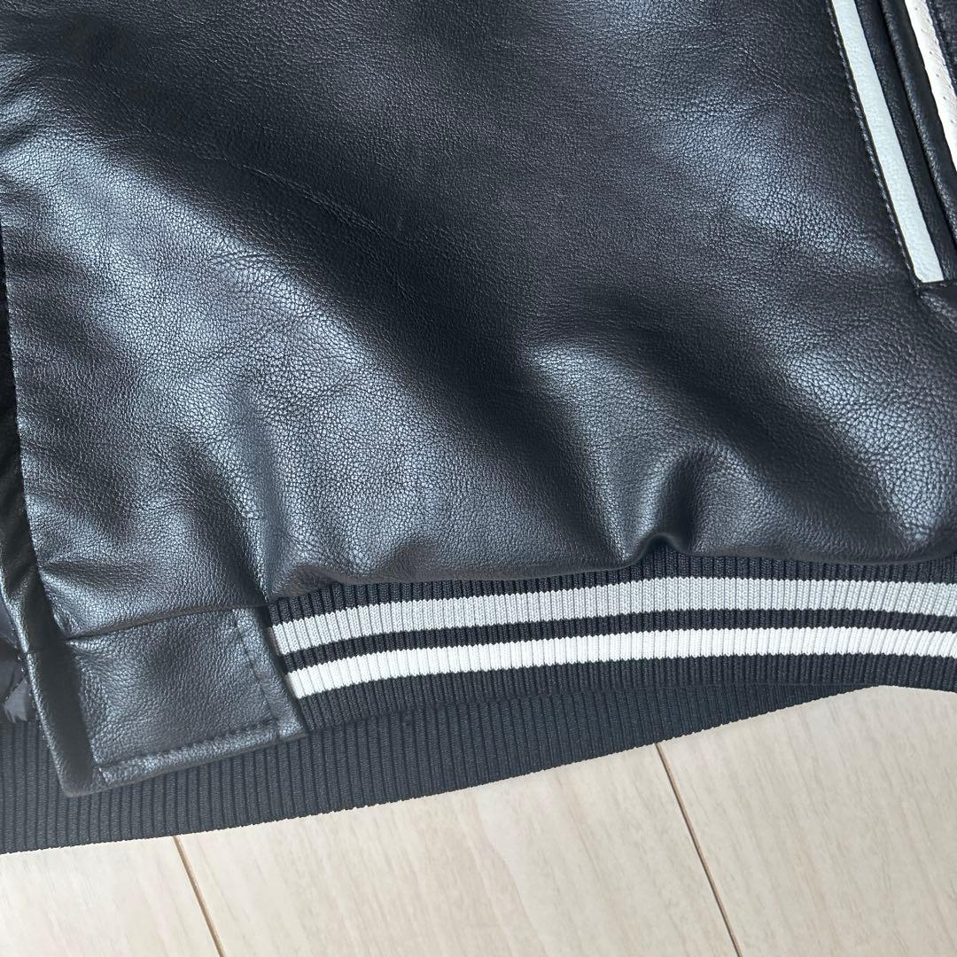 アメリカ直輸入、新品未使用大人気レイダース　レザージャケット　USサイズのXXL