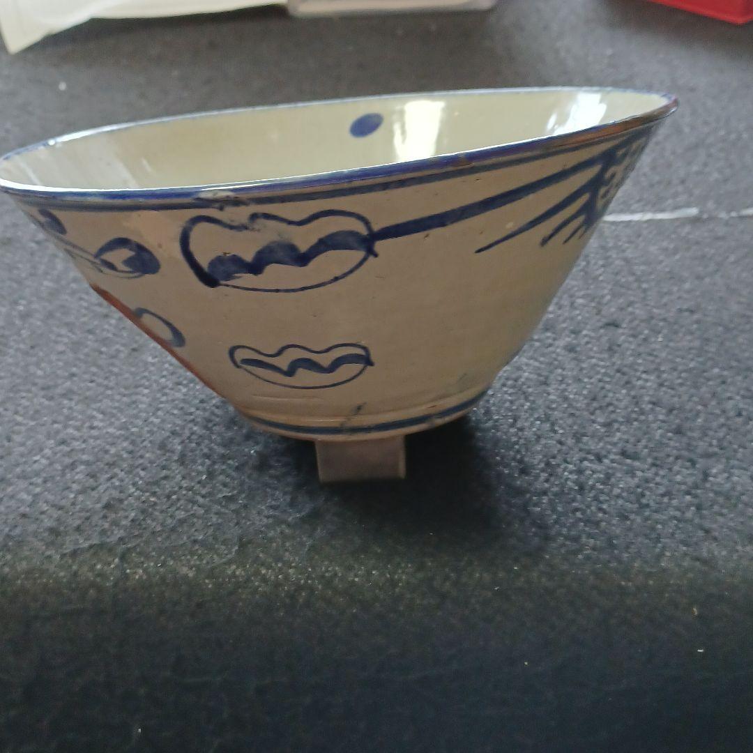 不思議な絵の骨董品