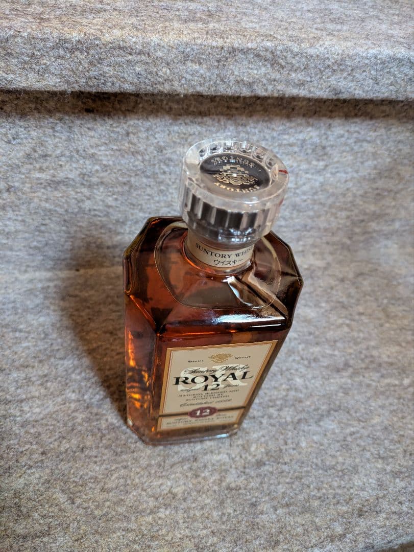 古酒サントリーウイスキーローヤル:クイーンサイズ、向獅子720ml、12年スリム