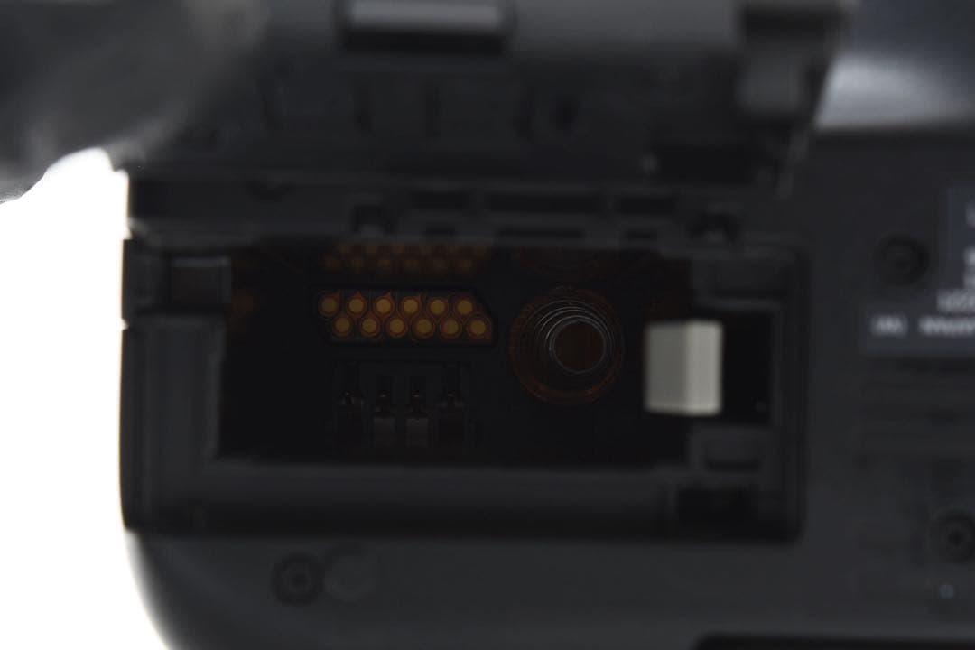 デジタル一眼レフカメラ Canon EOS 8000D 標準レンズセット