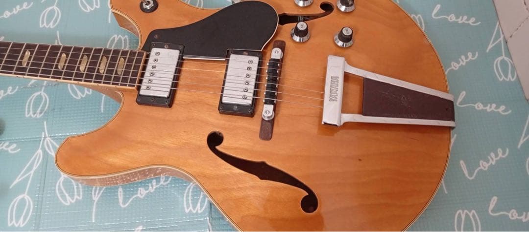 YAMAHA SA-60 セミアコ