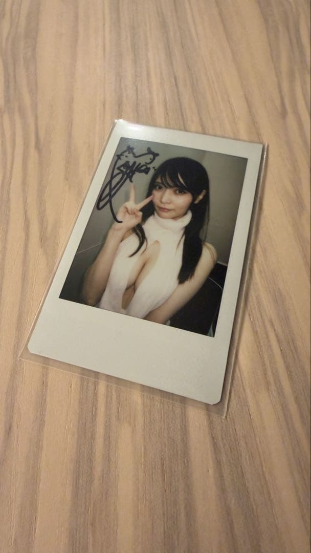 似鳥沙也加　直筆サイン入りチェキ
