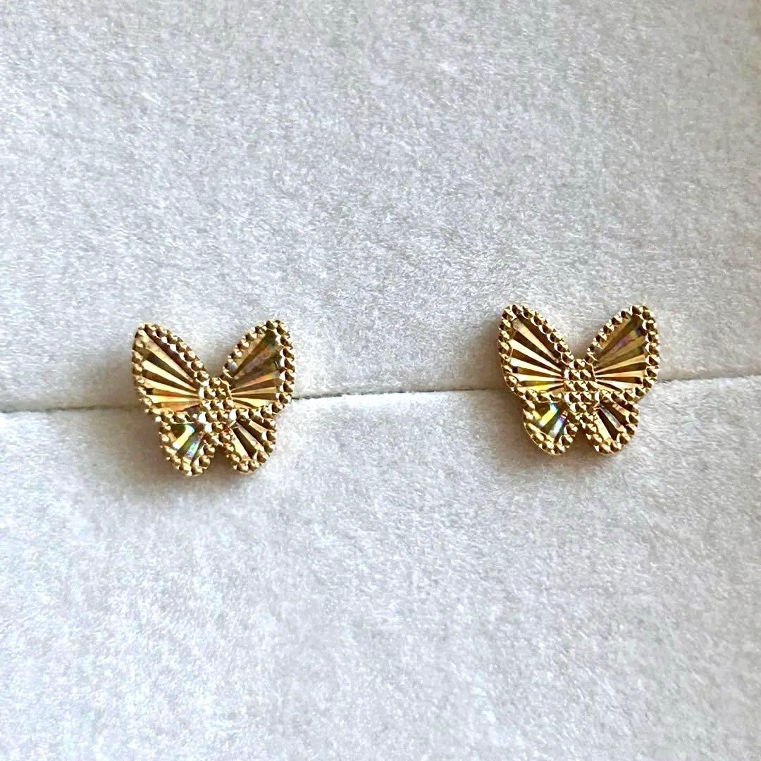 K18 バタフライ ピアス 蝶 イエローゴールド 18金 彫りデザイン 箱あり
