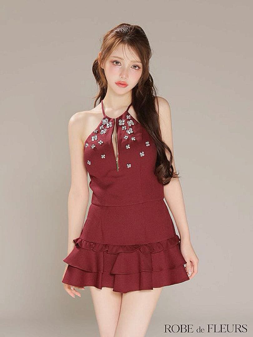 ローブドフルール ホルターネック ジップ ビジュー フレア セットアップ