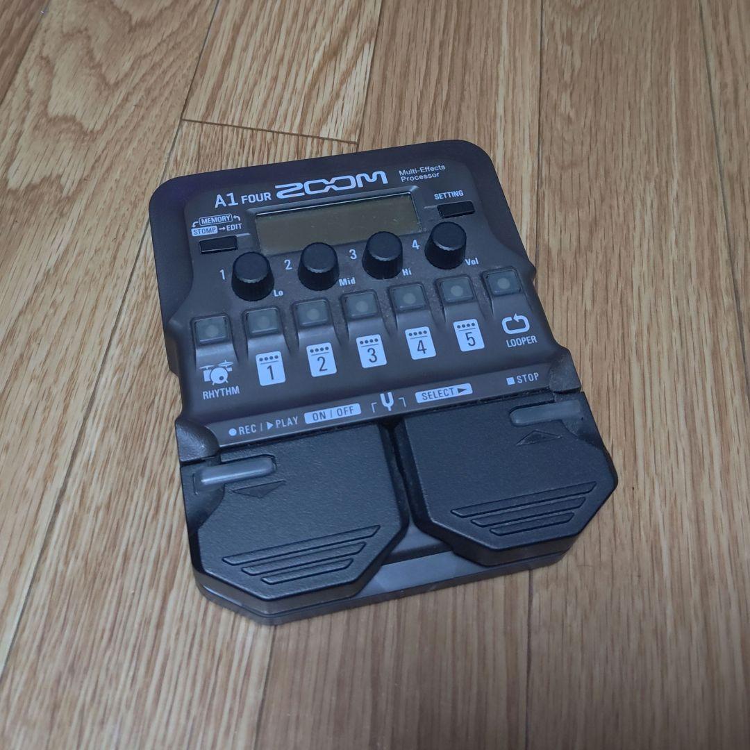ZOOM A1 FOUR マルチエフェクター