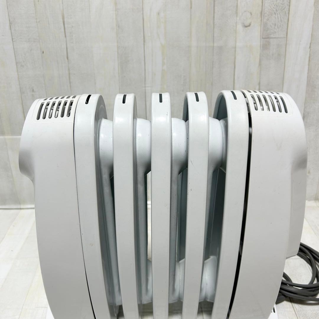 デロンギ オイルヒーター「NJ0505E」 1〜3畳用