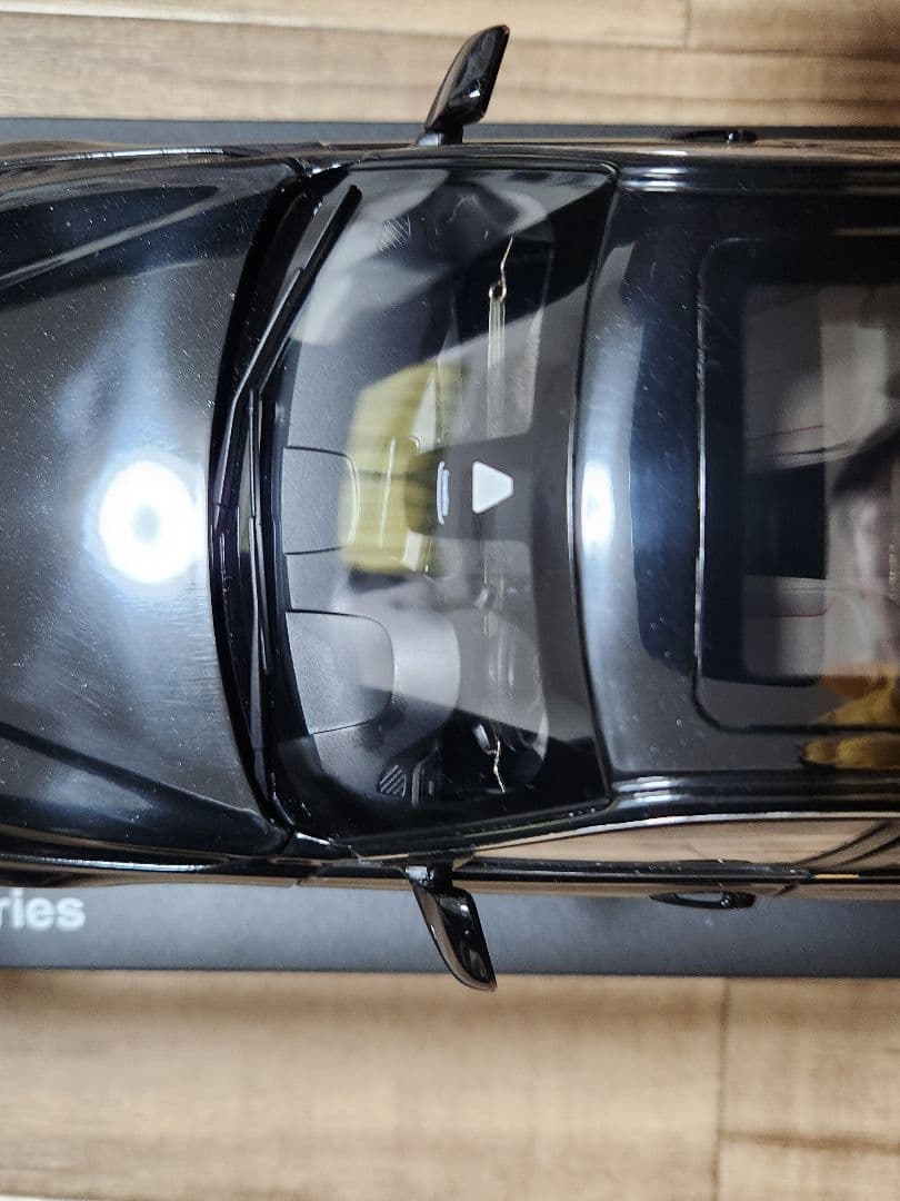 1/18 BMW 3シリーズ サファイア ブラック Sapphire Black