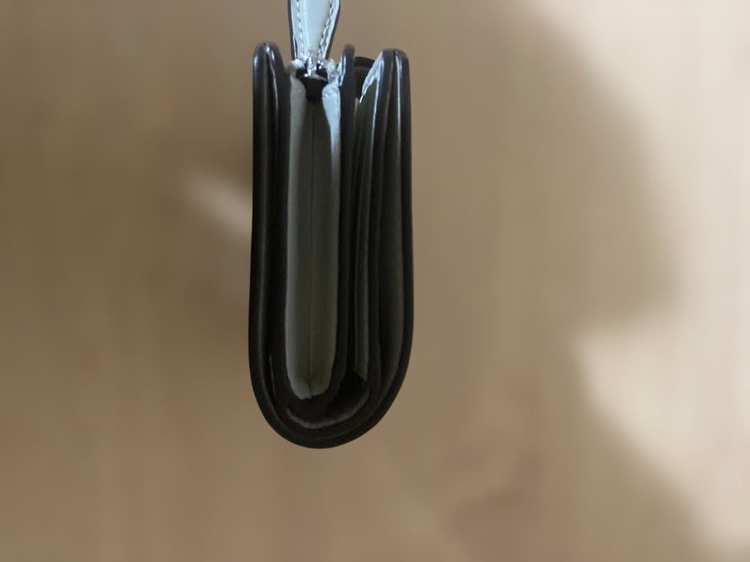 正規品COACH 二つ折り財布 未使用❣️本日削除‼️