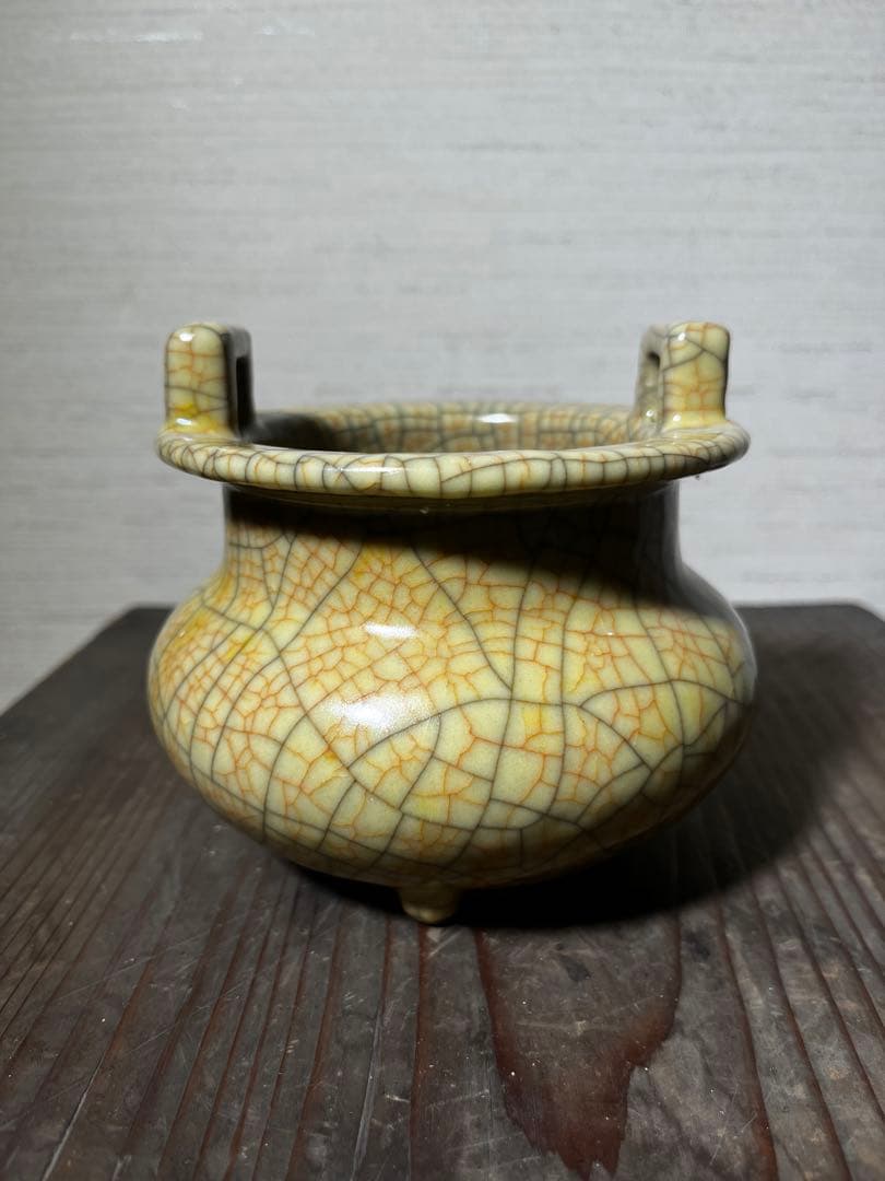 明　哥釉三足香炉　明時代