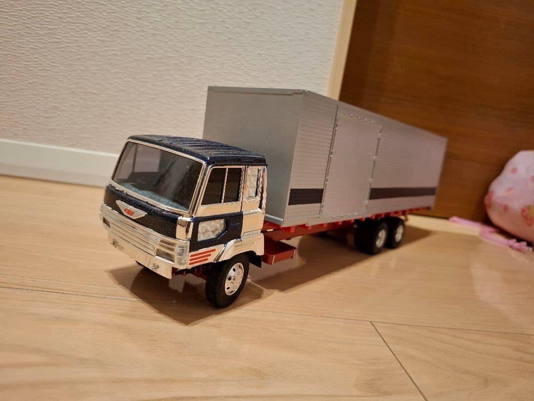 デコトラプラモデル　アオシマ　デコプラトラック完成