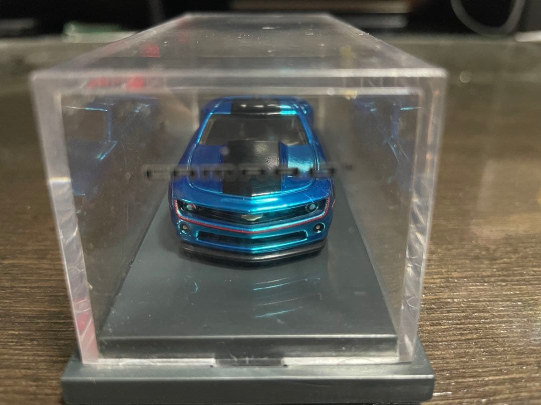 2013 Hot Wheels Chevy Camaro ミニカー