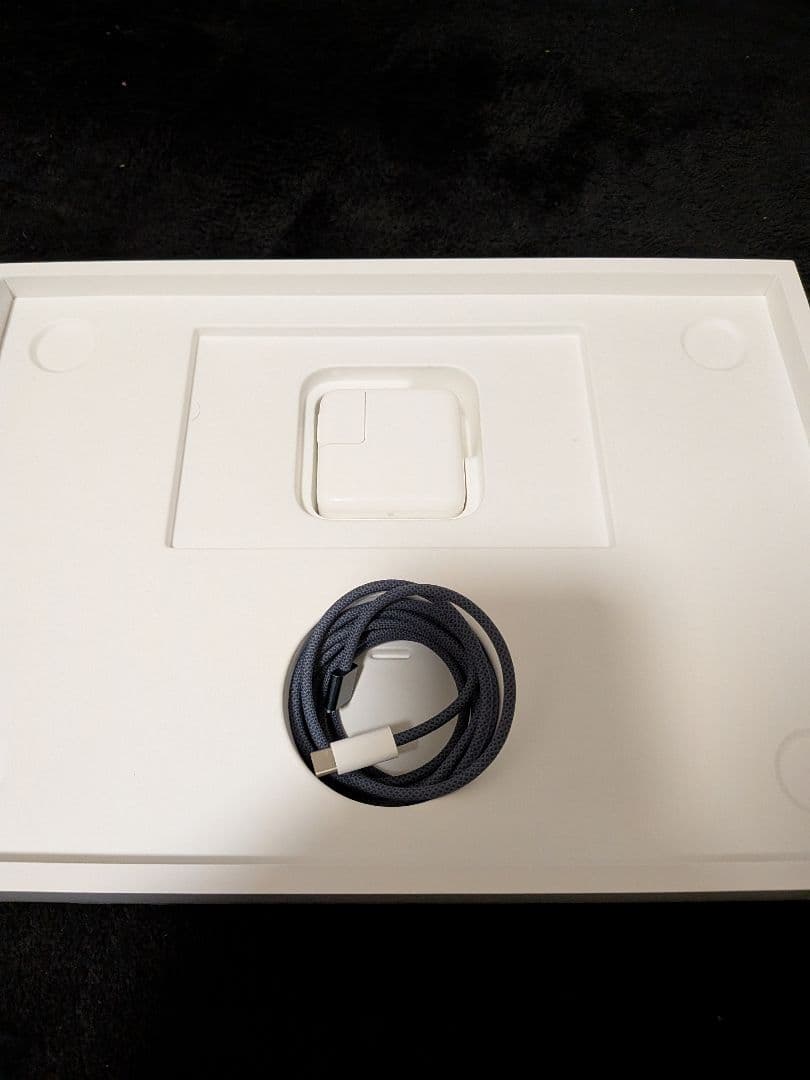 MacBook Air M2 13.6インチ 1TB ミッドナイト 美品