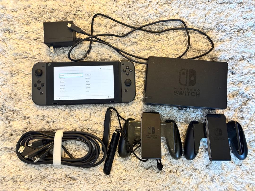 美品です⭐︎Nintendo Switch 本体 JOYCON充電グリップおまけ