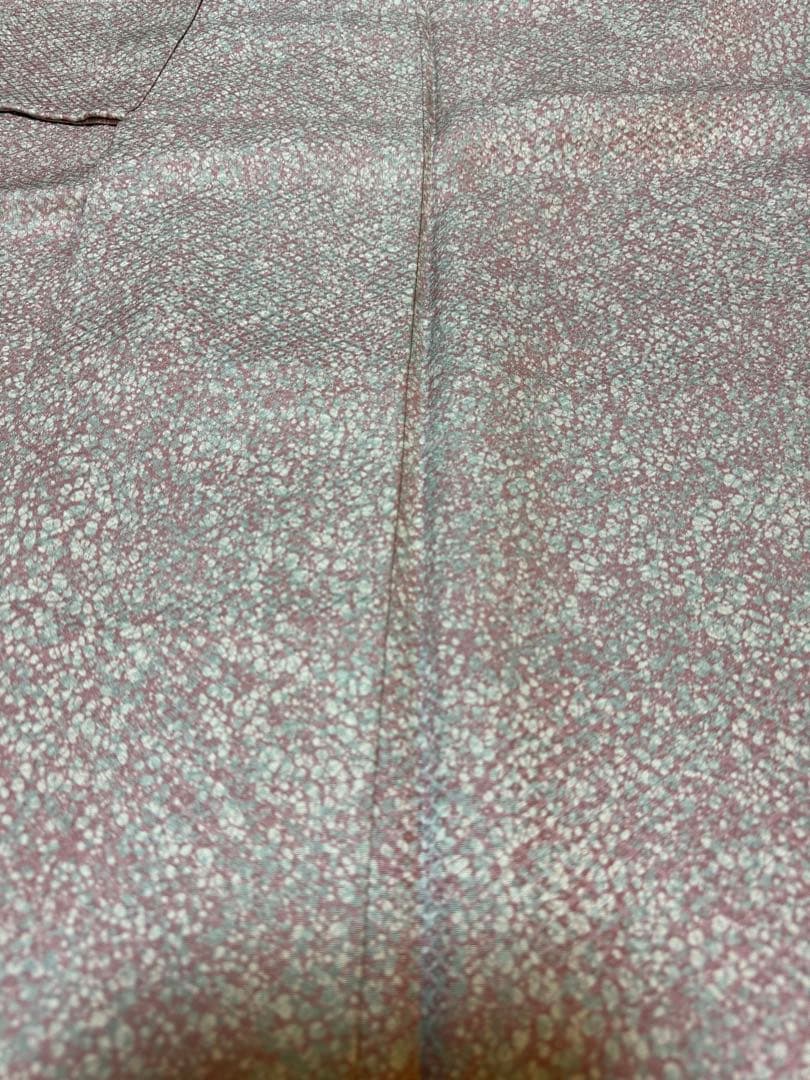 【極美品】京都老舗銘店「ゑり善」桃桜色「織疋田文様」手染めロウケツ染 小紋