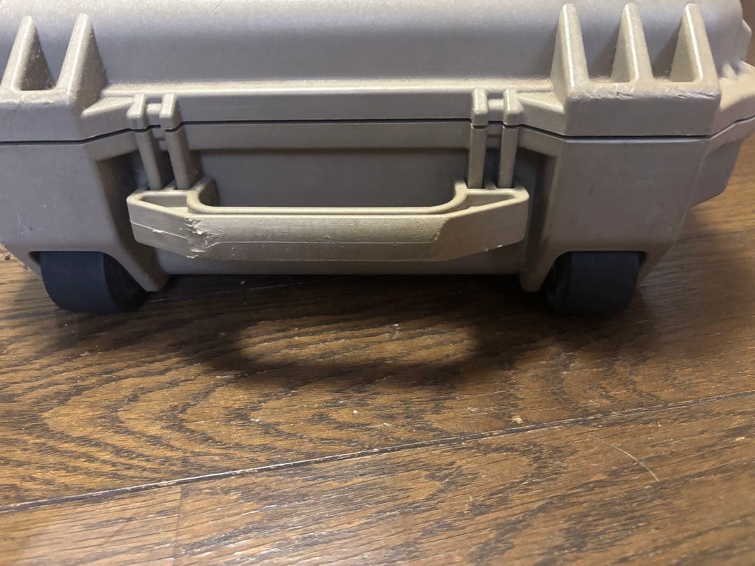 ペリカンケース　1720 タンカラー　M4 トレポン　pelican