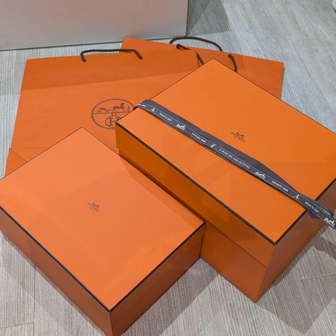 エルメス HERMES 空箱2つショッパー付　ピコタンPM18用＆靴用