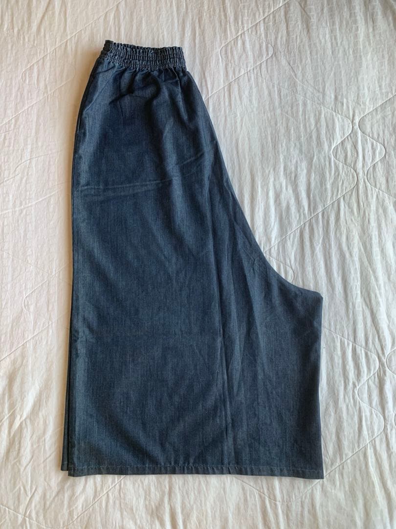 【未着美品】BEARDSLEYパンツ