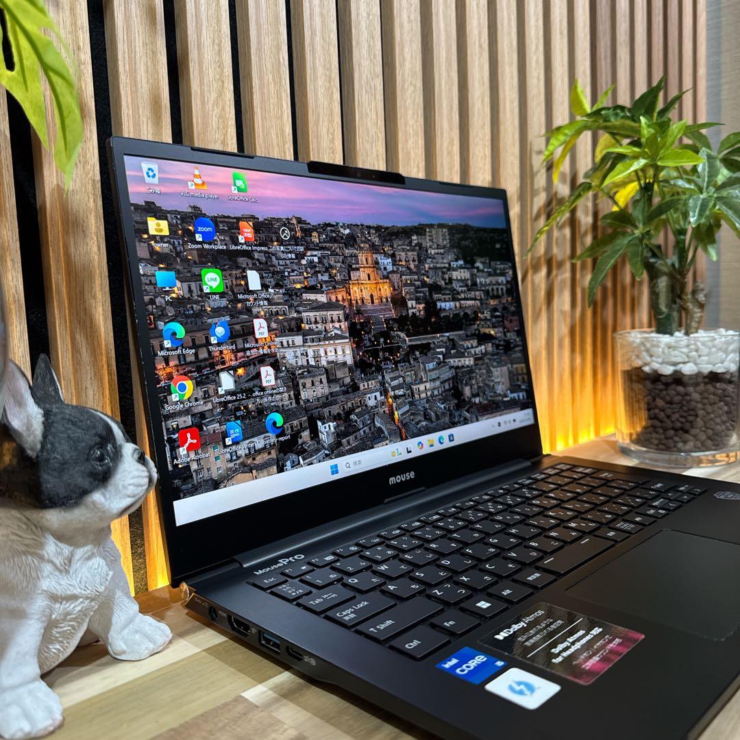 準美品2022年モデル‼️Mouse☘️メモリ16GB☘️フルHD☘ノートパソコン
