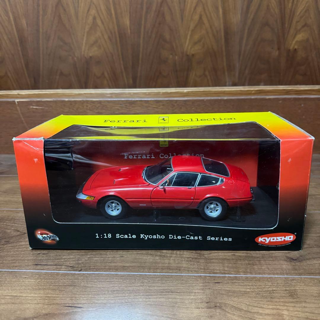 絶版未展示品 京商 1/18 フェラーリ 365GTB/4 デイトナ ’69