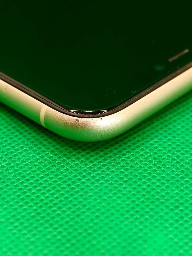 【384中古品】iPhone11 128GB ホワイト バッテリー100%