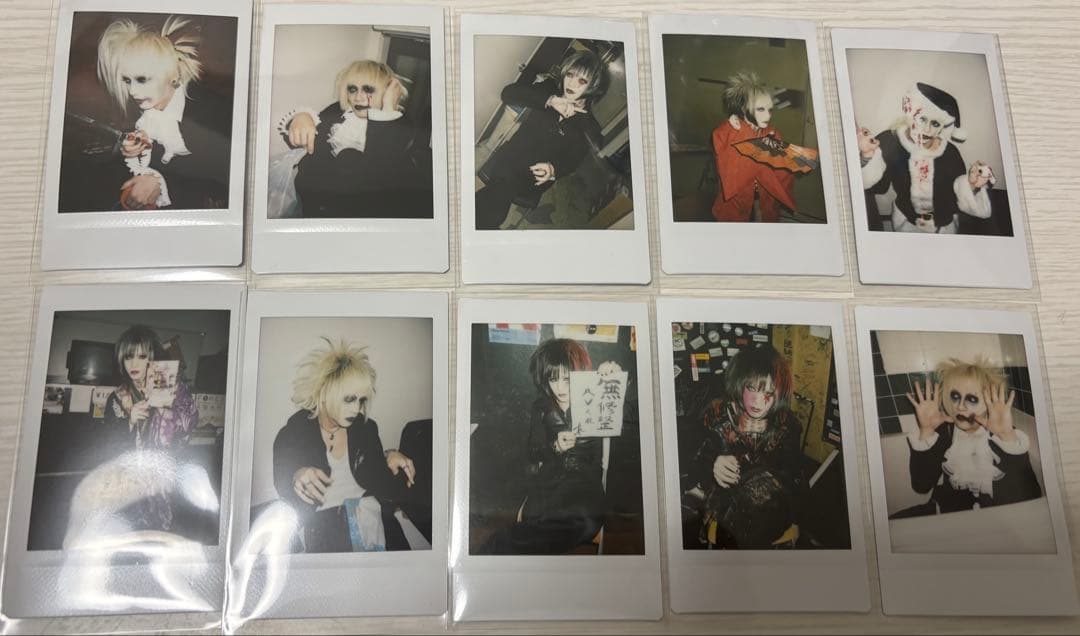 ⑧黒百合と影 烏名鳴 メメント・モリ 哀 チェキ 10枚セット