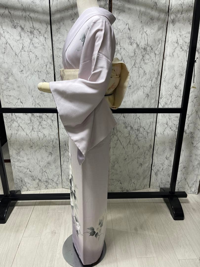ご購入者様決定正絹付け下げ 薄いふじ色 つばき花柄 一つ紋