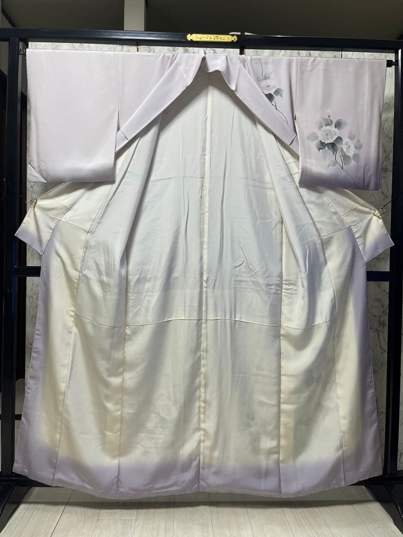 ご購入者様決定正絹付け下げ 薄いふじ色 つばき花柄 一つ紋