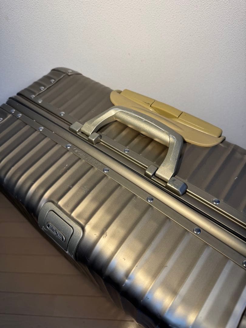 【全車輪交換済】　リモワRIMOWA TOPAS TITANIUM 98L