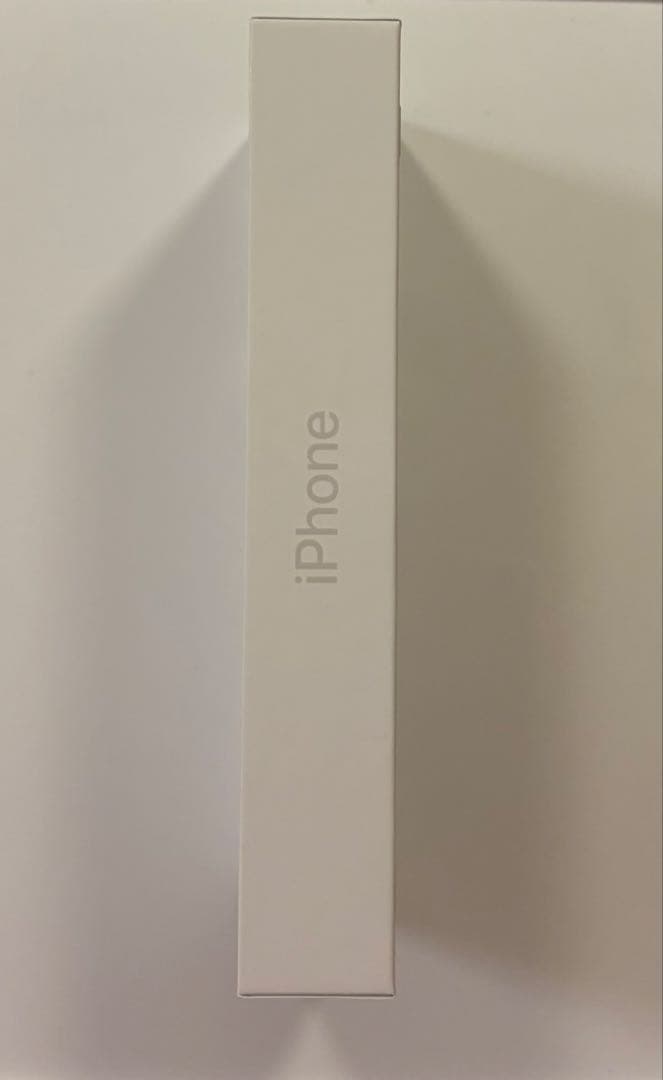 Apple iPhone 13 ホワイト 本体　SIMフリー　箱ケーブル付き