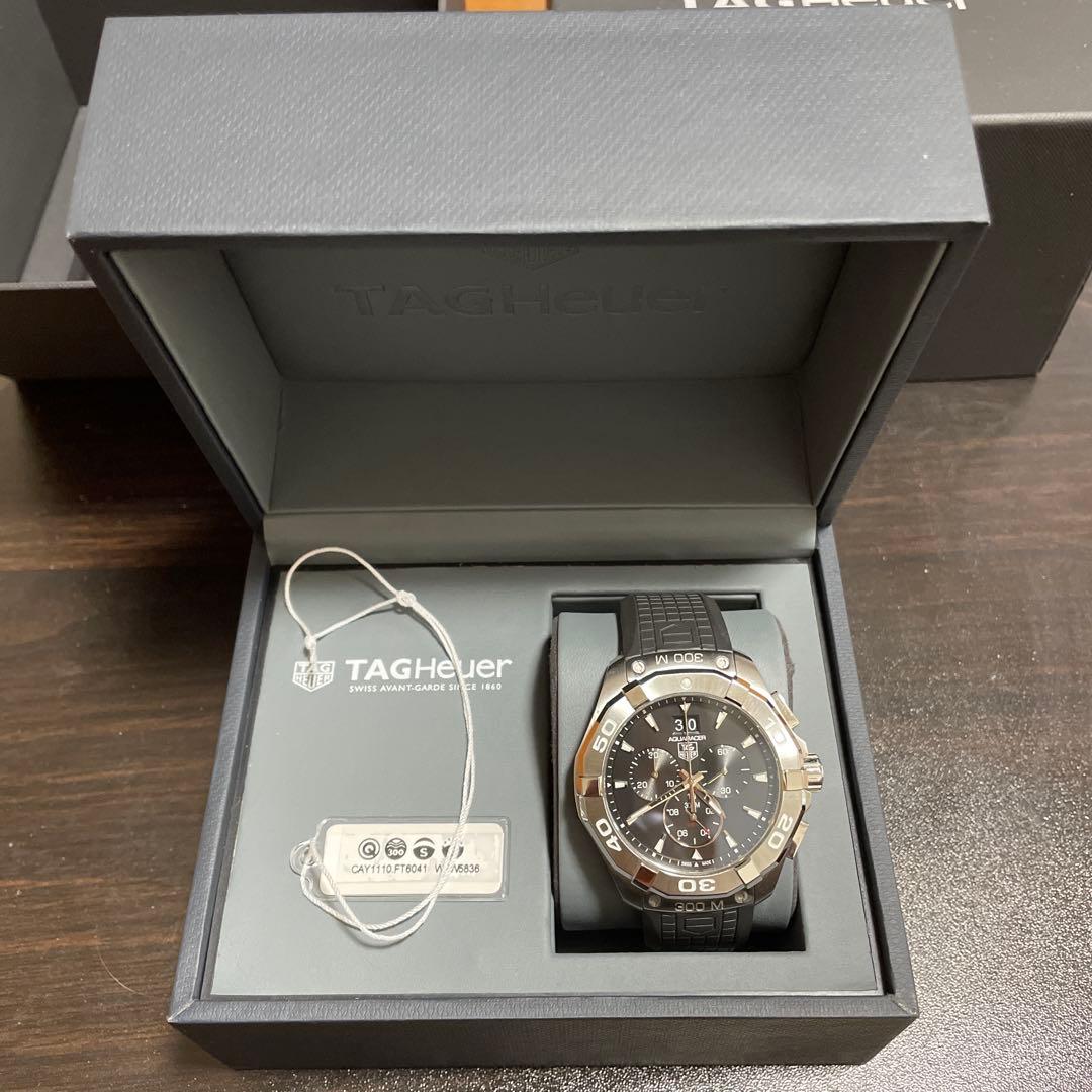 【超美品 TAG Heuer AY1110.TF8041 ラバーベルト時計】