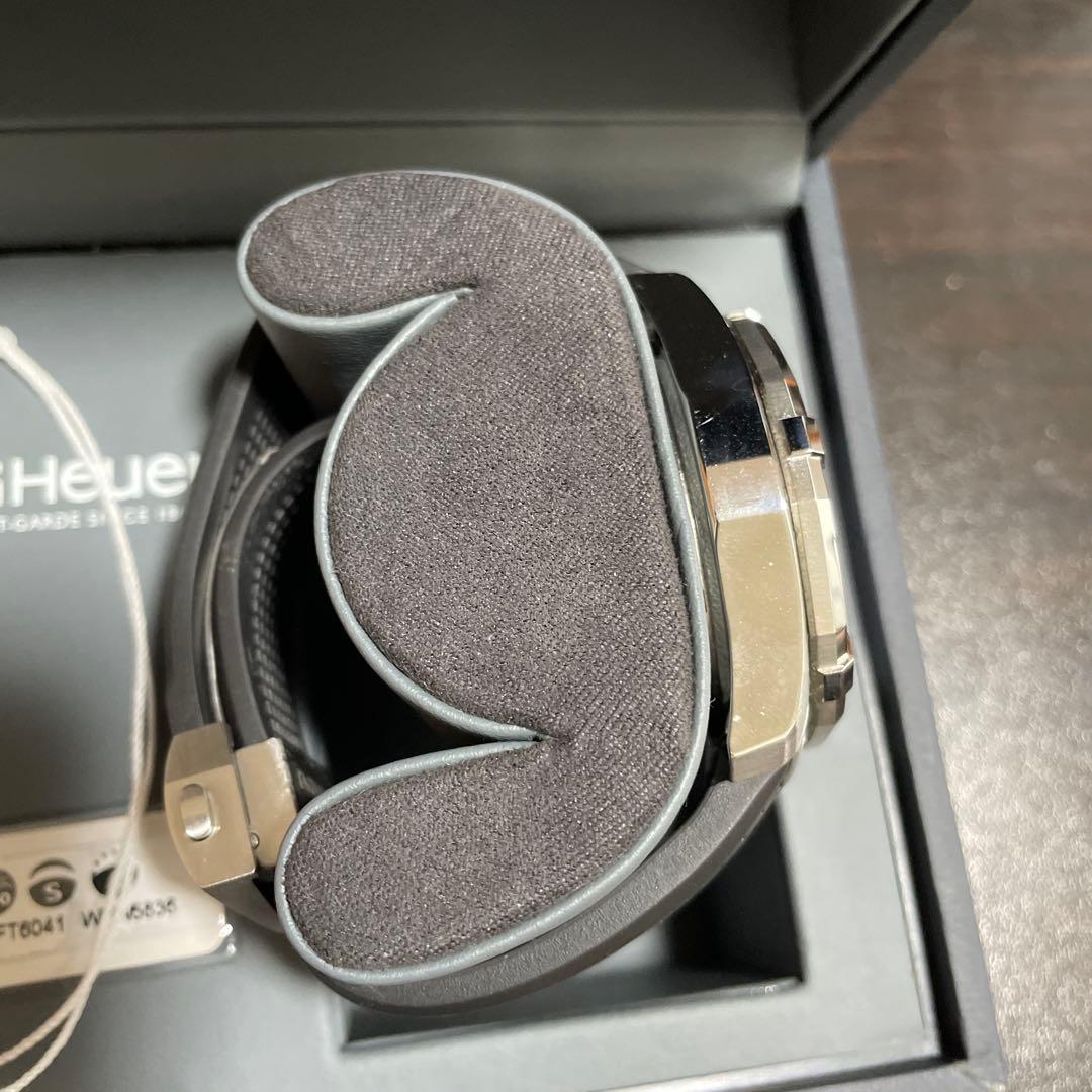 【超美品 TAG Heuer AY1110.TF8041 ラバーベルト時計】