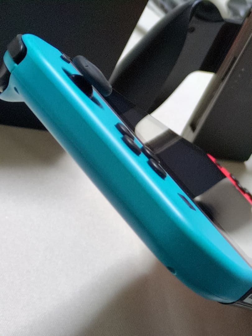 任天堂switch 本体 ネオン