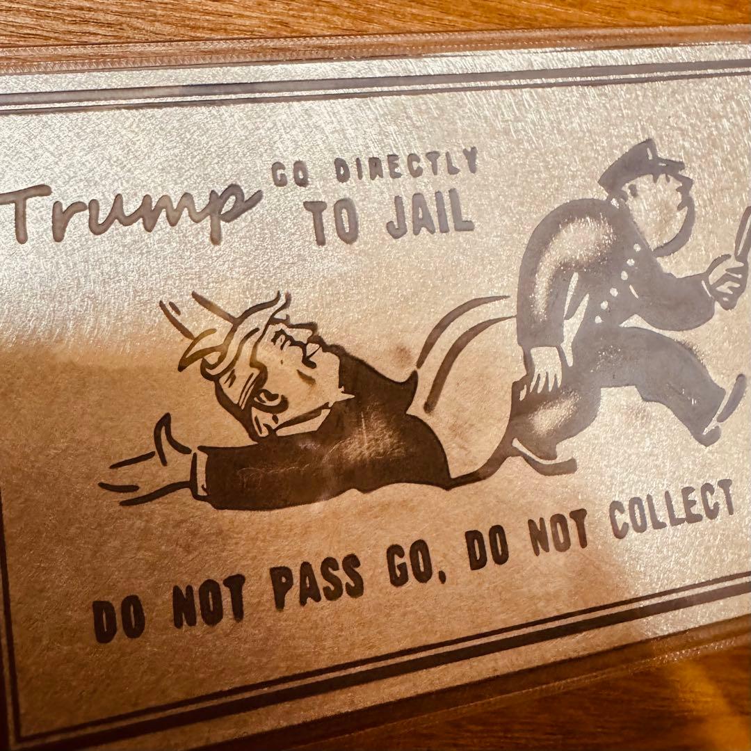 トランプ大統領　1オンス カード型　純銀カード　Go To Jail