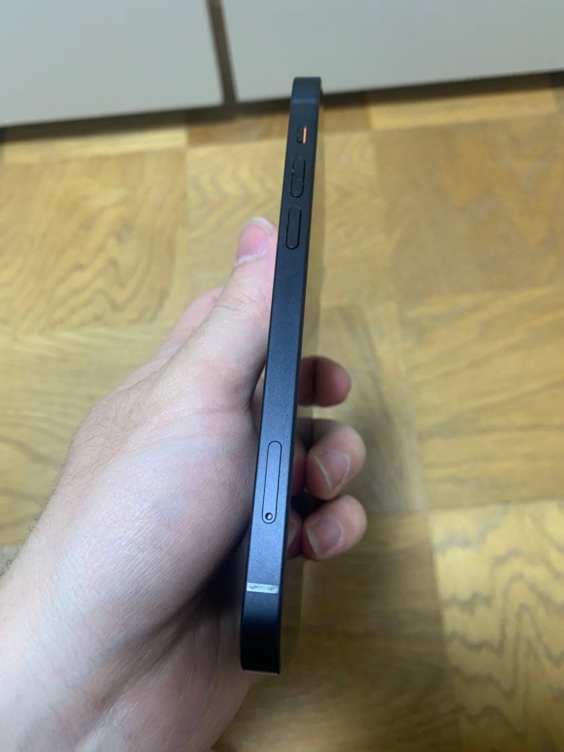 Apple iPhone 12 64GB ブラック